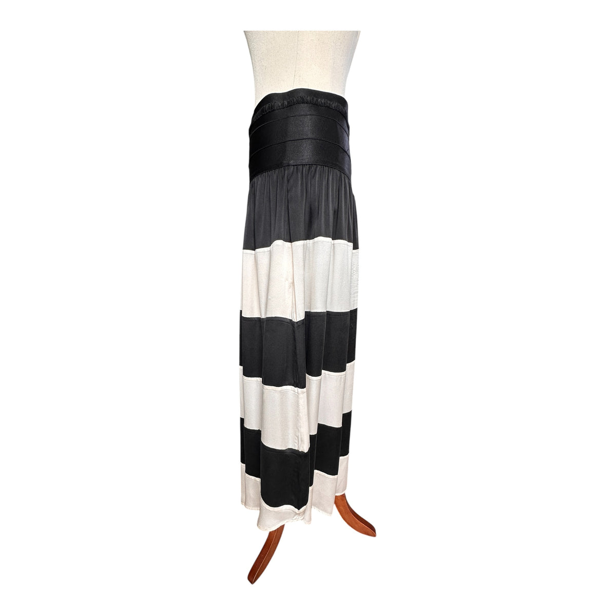 Flannel Silk Waist Band Midi Skirt Size 2